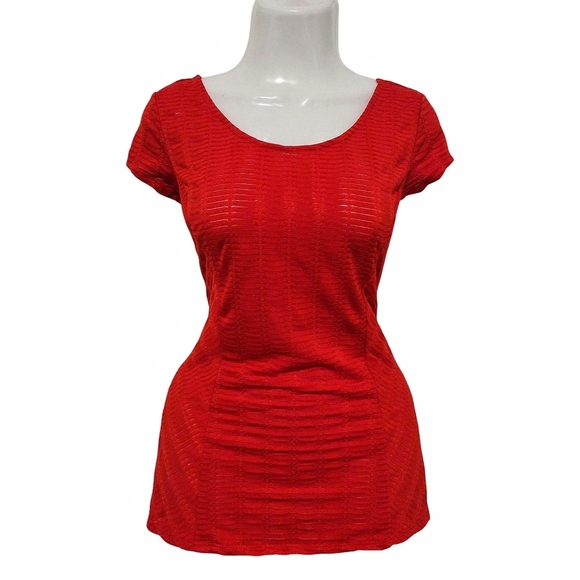Guess - Red Lover Quarrels Stitch Short Sleeve Top - Picture 1 of 14